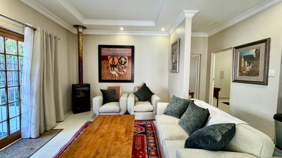1 Bedroom Property for Sale in Raithby Western Cape